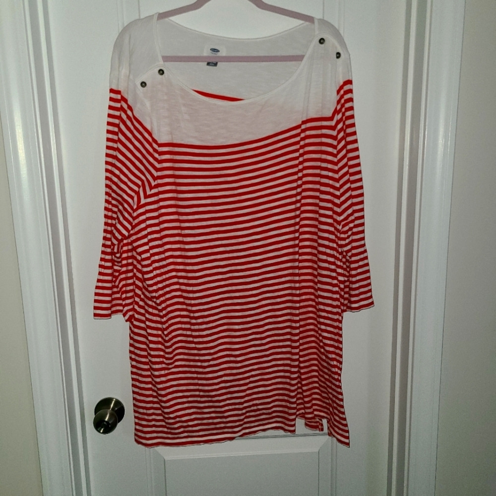 Old navy red and white top